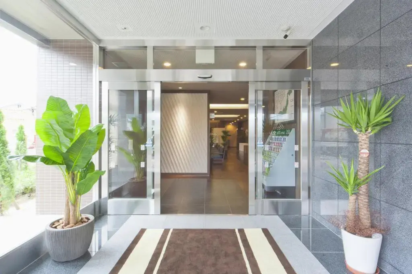 Hotel Route-Inn Saiki Ekimae