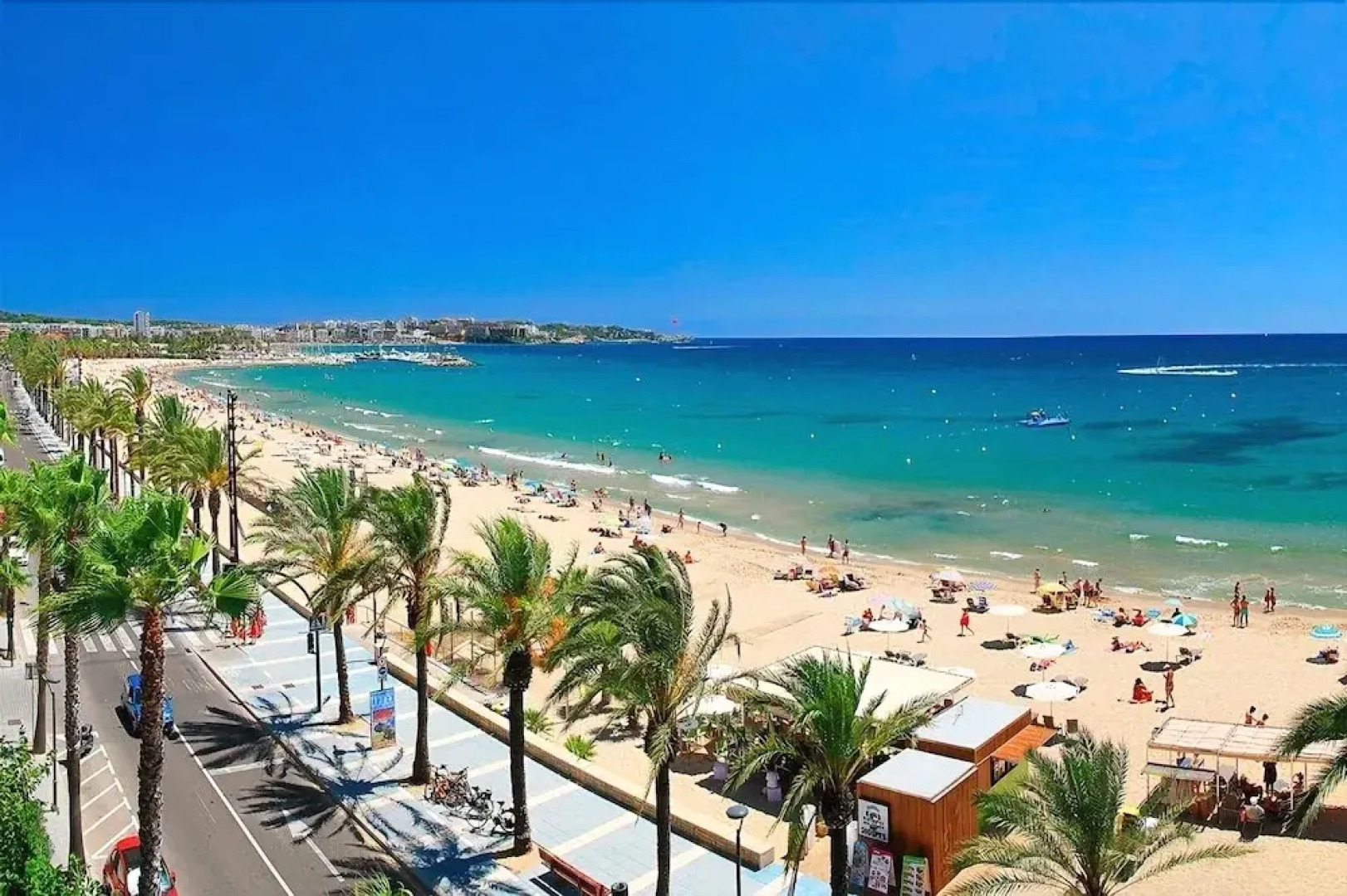 Apartsalou Horisonte La Pineda