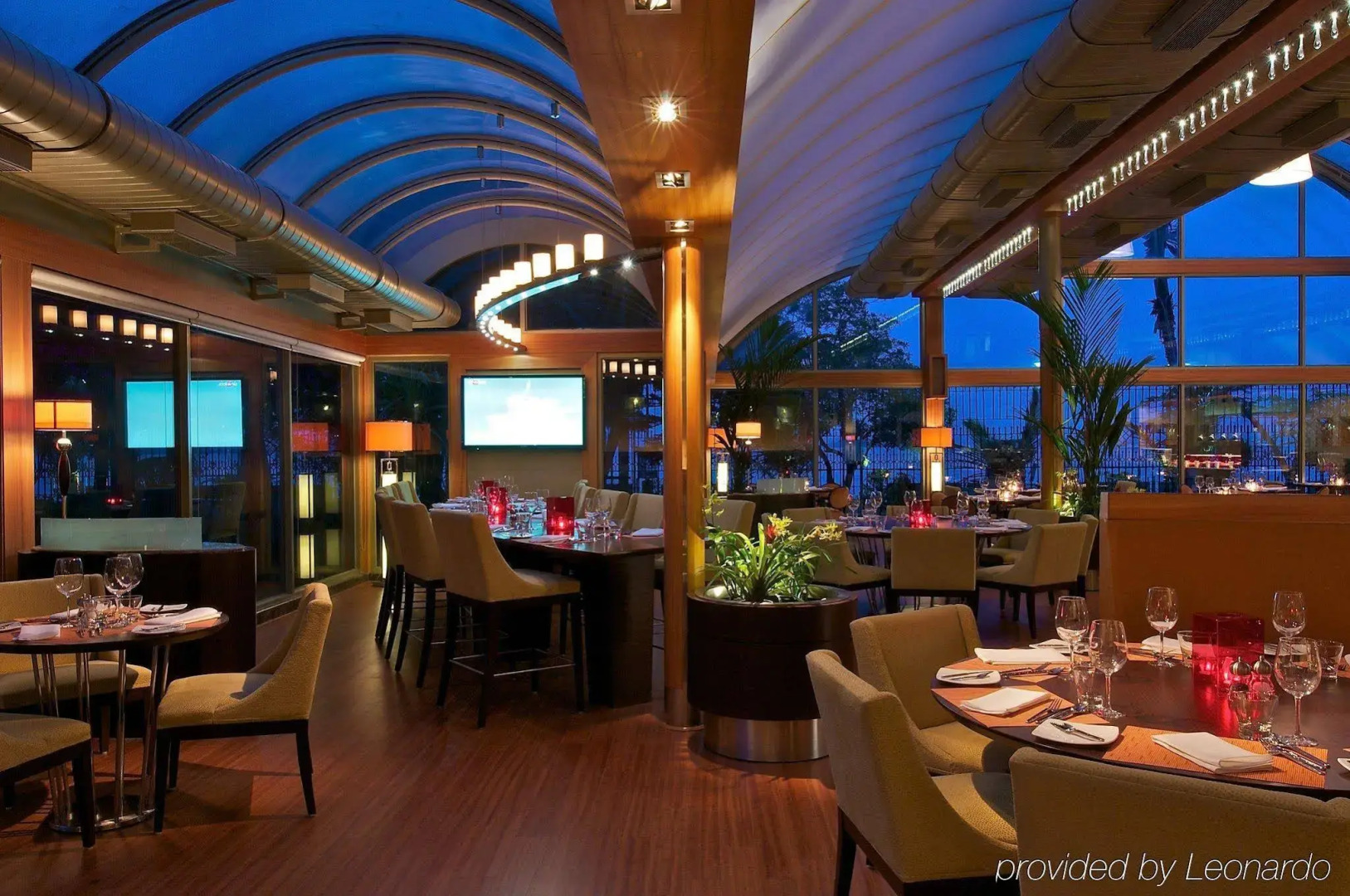 Vivanta Ernakulam, Marine Drive