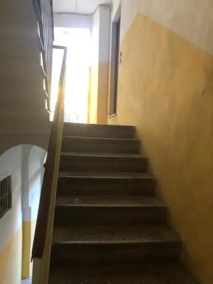 Supercentral one room flat, 16 min to Bergamo airport