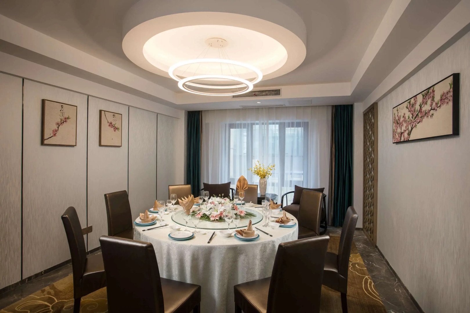 Ramada by Wyndham Zhenjiang City Center