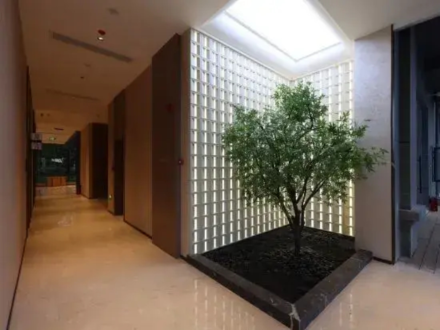 Rililanou International Hotel