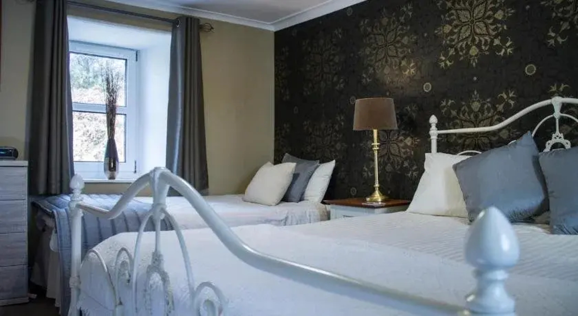 The Bellachroy Hotel