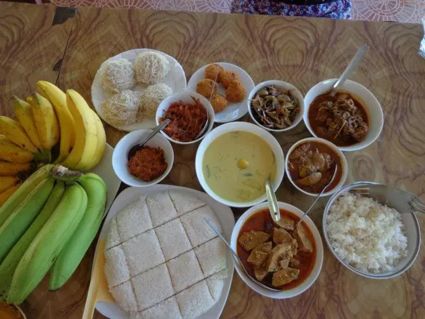 The Senaro Holiday Inn