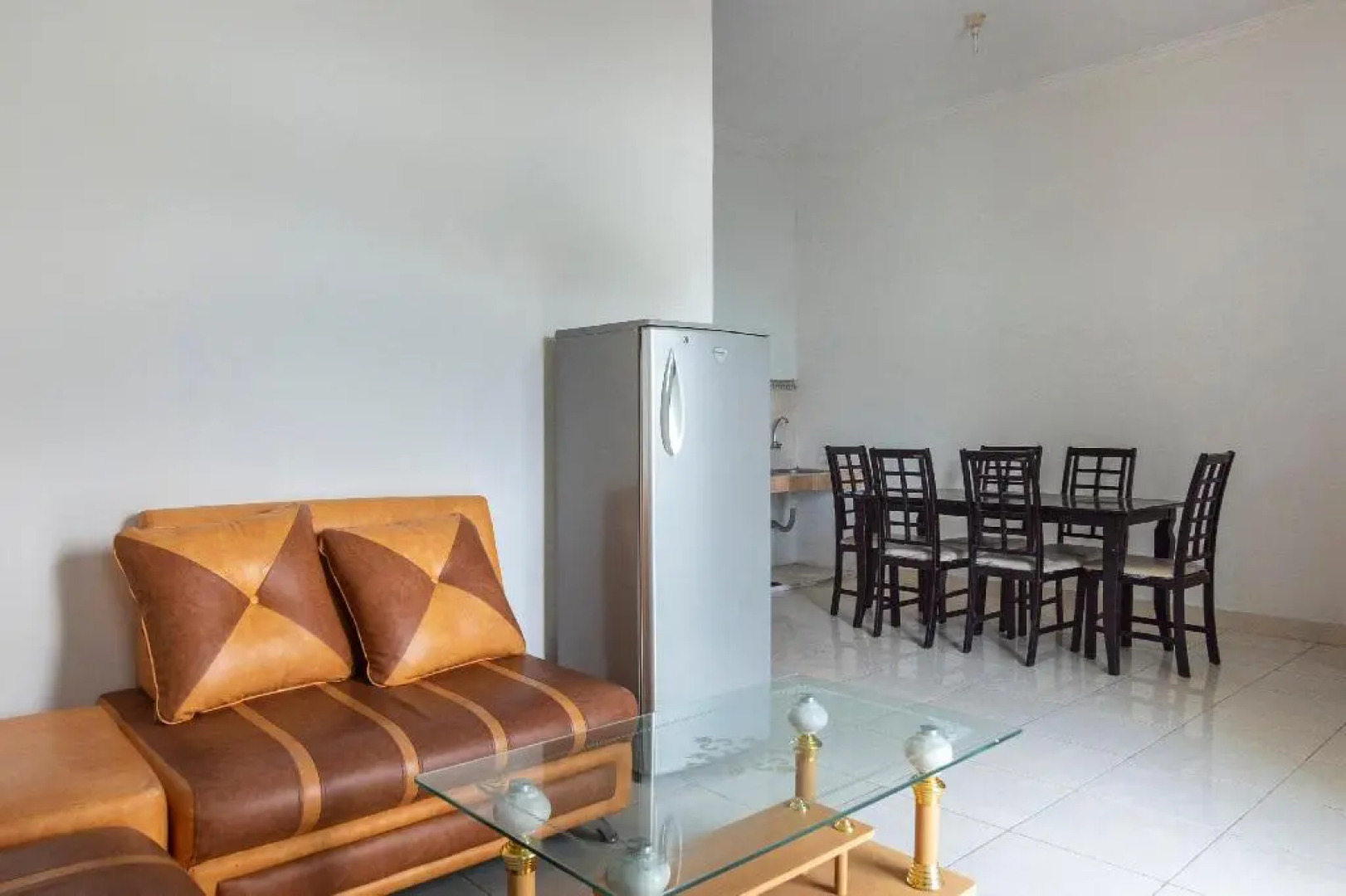 OYO 2997 Grand Suites Palace 2