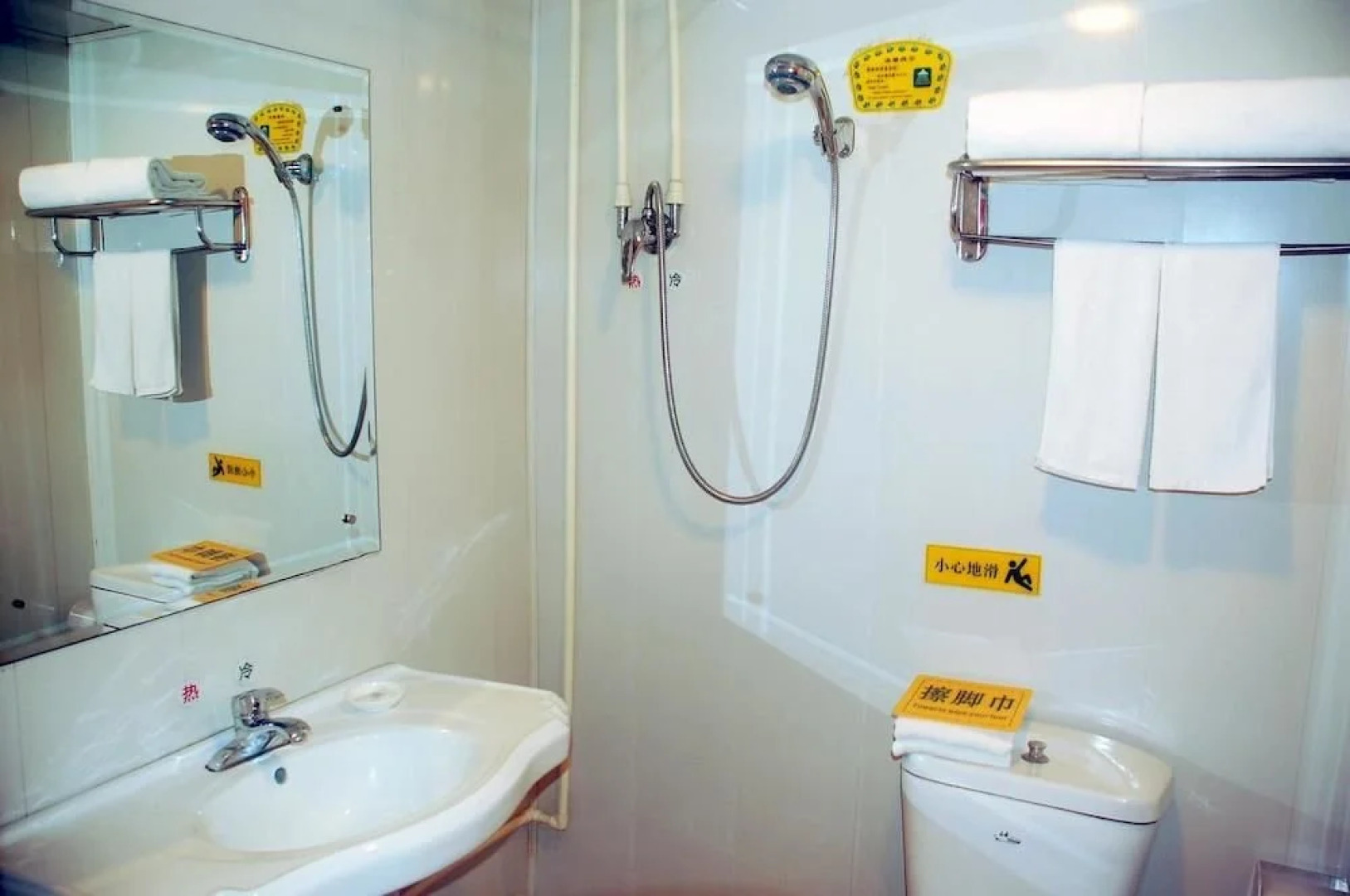 Hejia Hotel (Beijing Baiyun Road Fuxing Hospital)