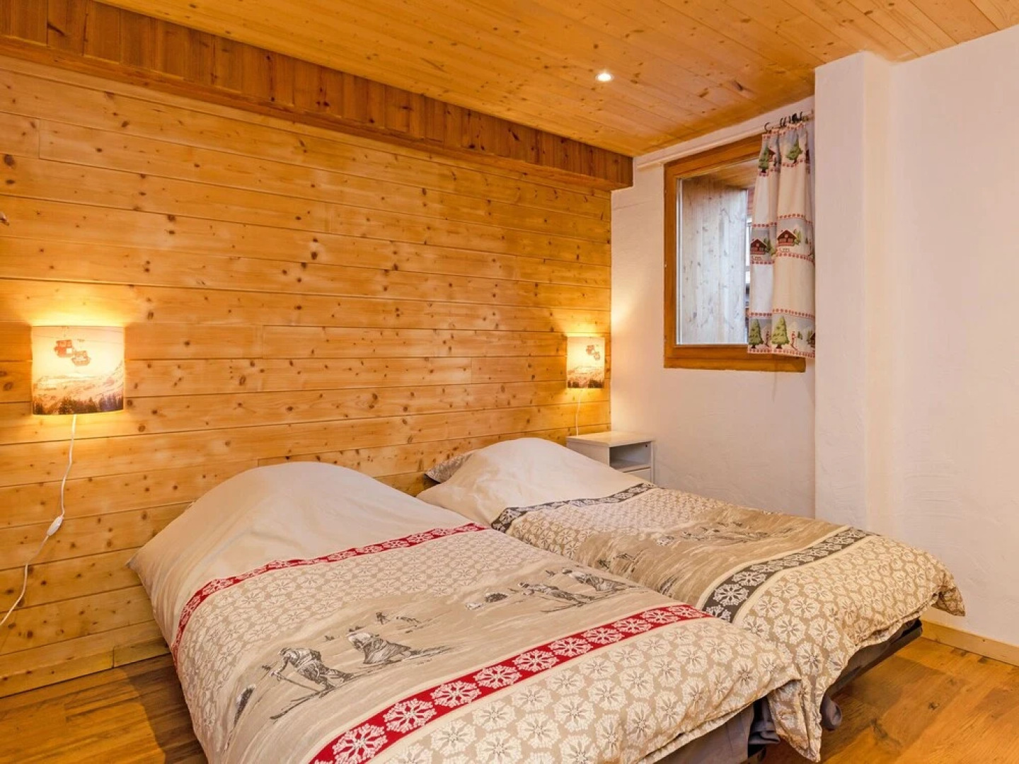 Friendly Chalet Located 150 m From the Charming Village of Peisey