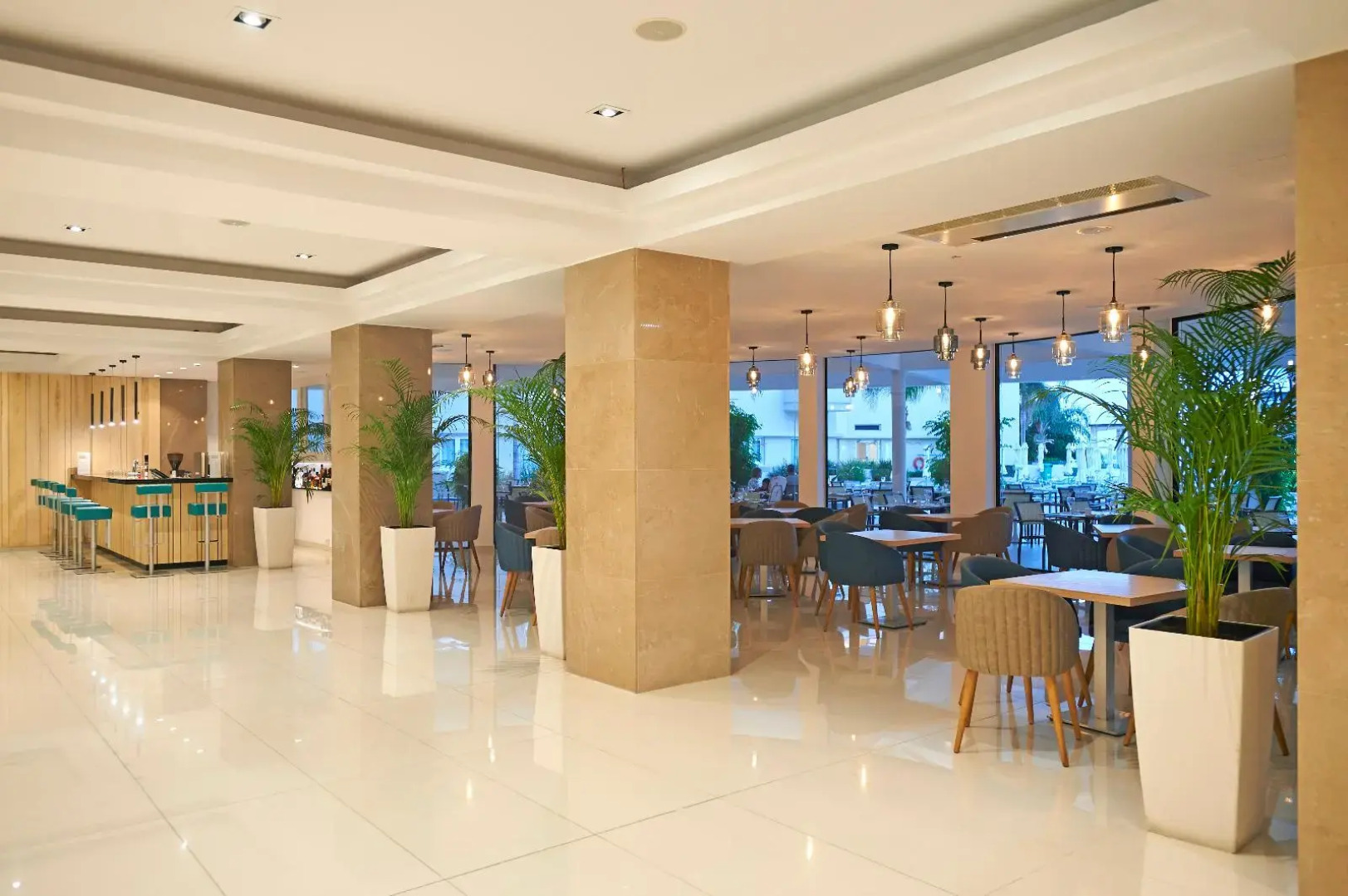 Brilliant Hotel Apartments