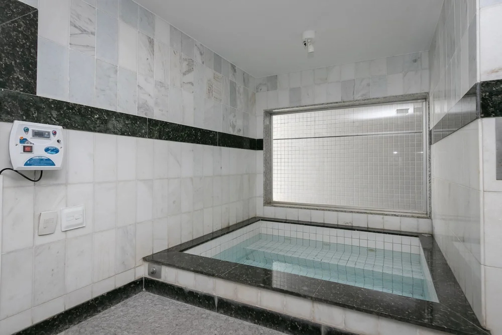 2 quartos no Vila da Serra