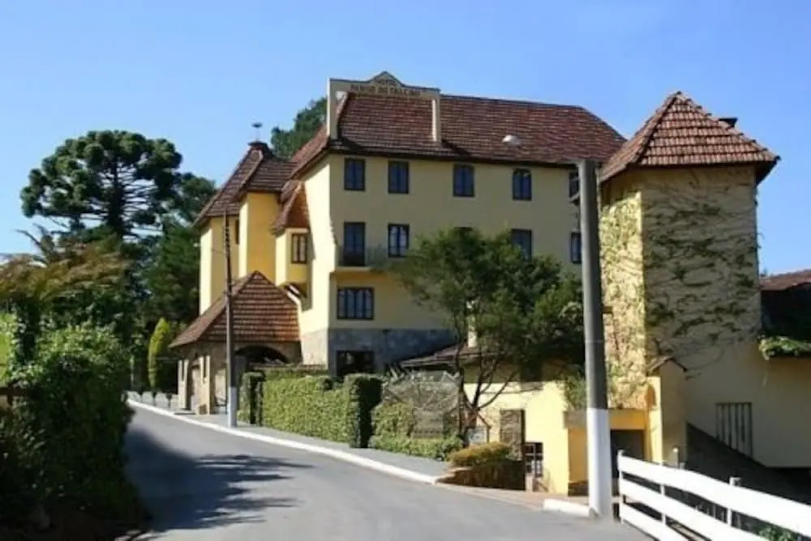 Hotel Ninho do Falcao