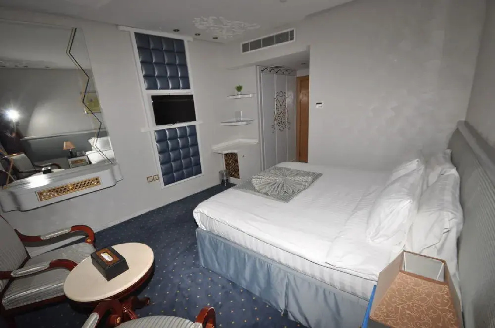 Tofel Kendla Al Azizia Hotel