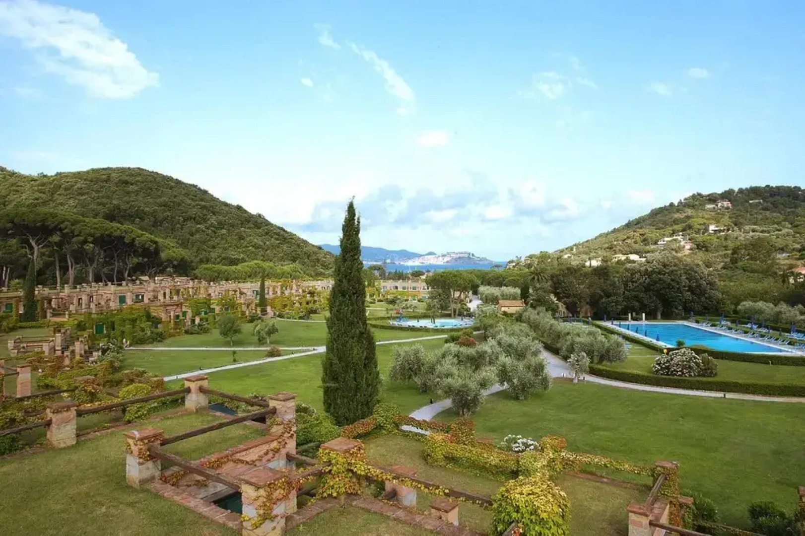 Apartment in Elba Near Pebble Beach
