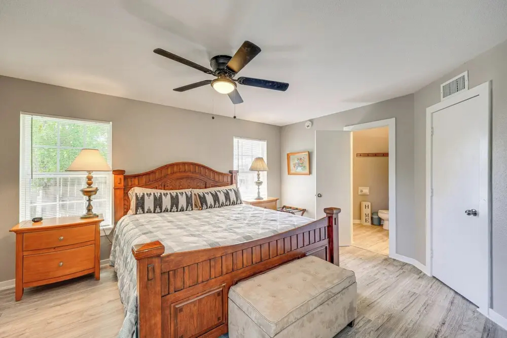 Bandera Carriage House w/ Medina River Access!