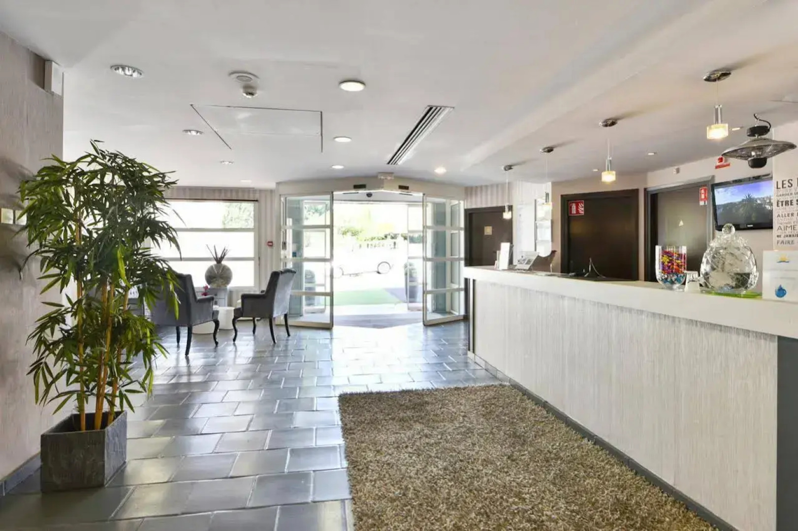 Zenitude Hôtel-Résidences Le Cannet