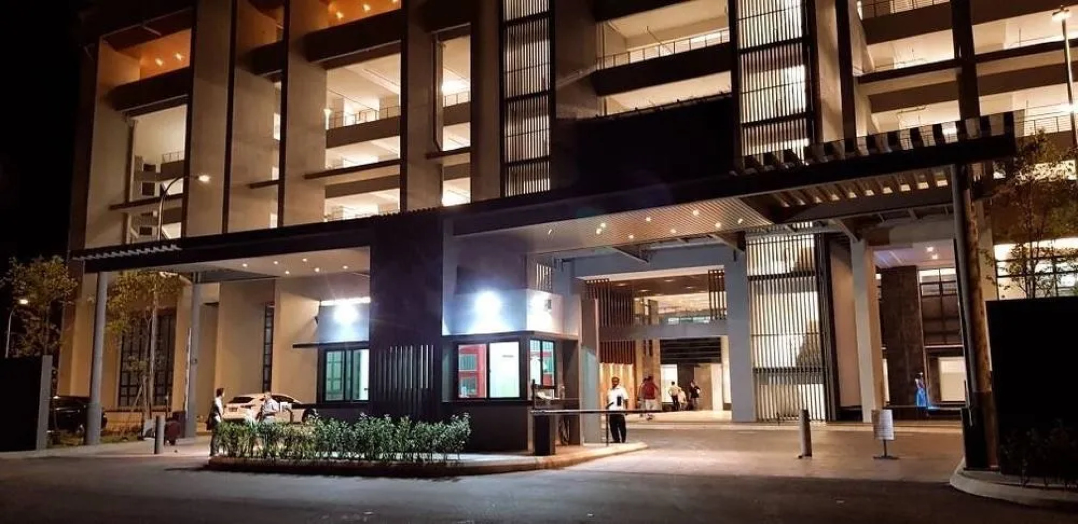 Atlantis Residence By V SUITES