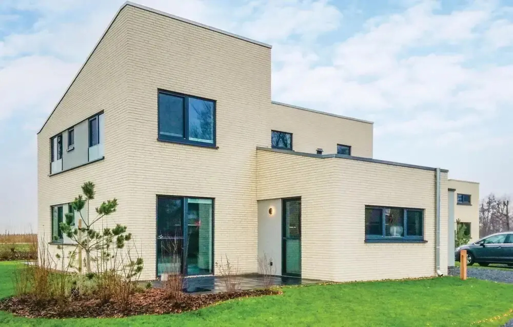 Amazing home in Lembruch/Dümmer See w/ Indoor swimming pool, WiFi and 5 Bedrooms