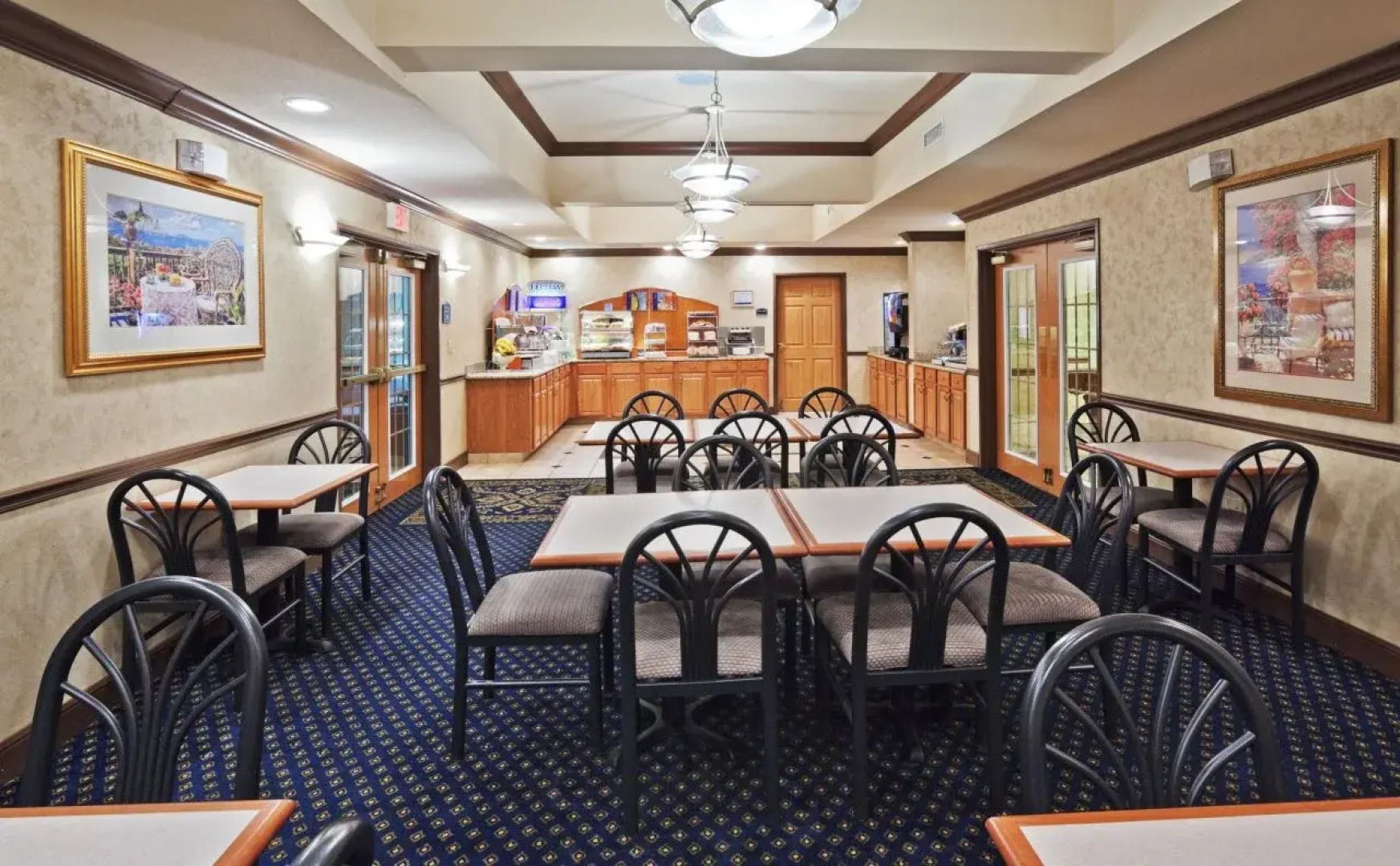 Holiday Inn Express Hotel & Suites Jenks by IHG