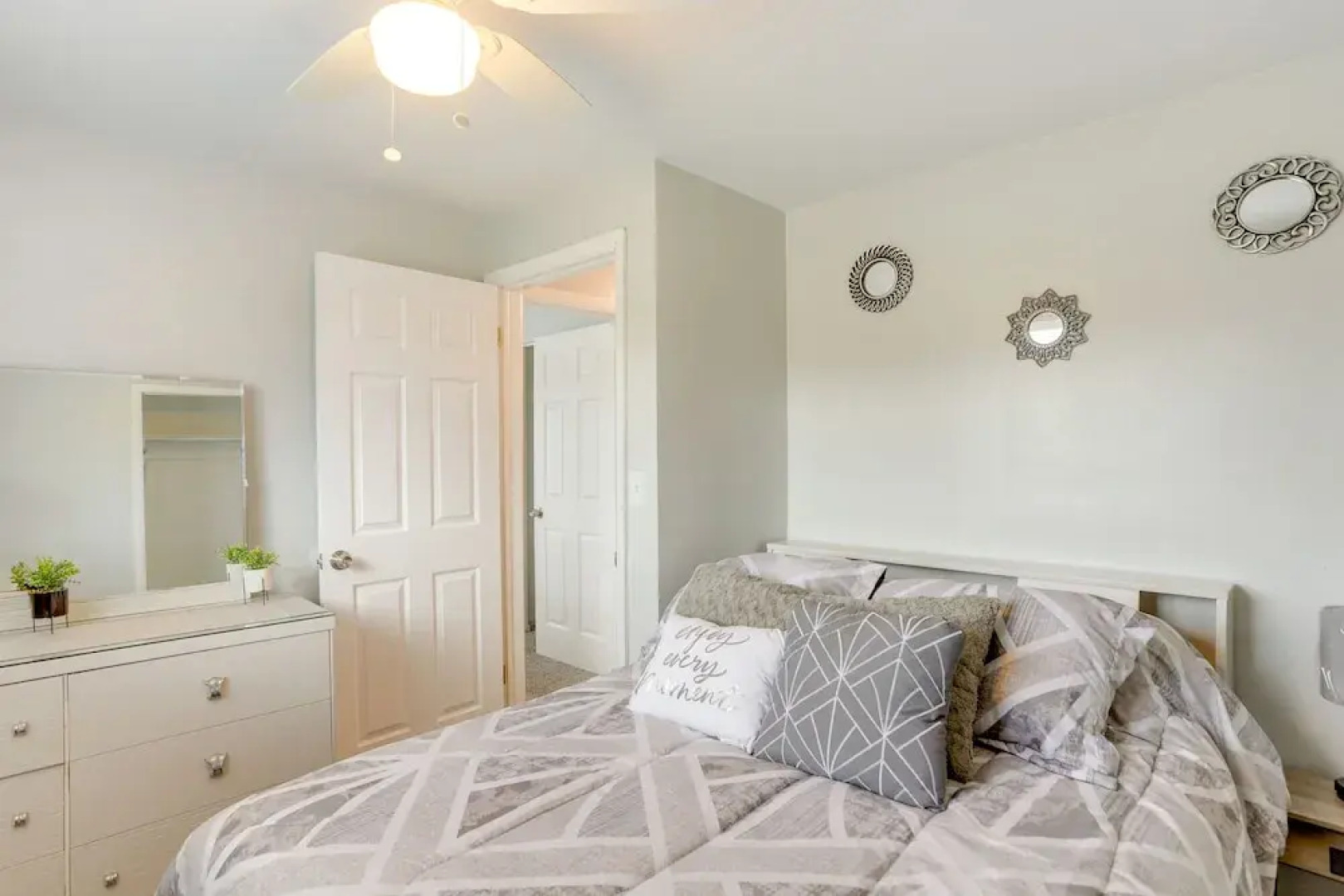 Pet-friendly Lorain Retreat w/ Fenced Yard!