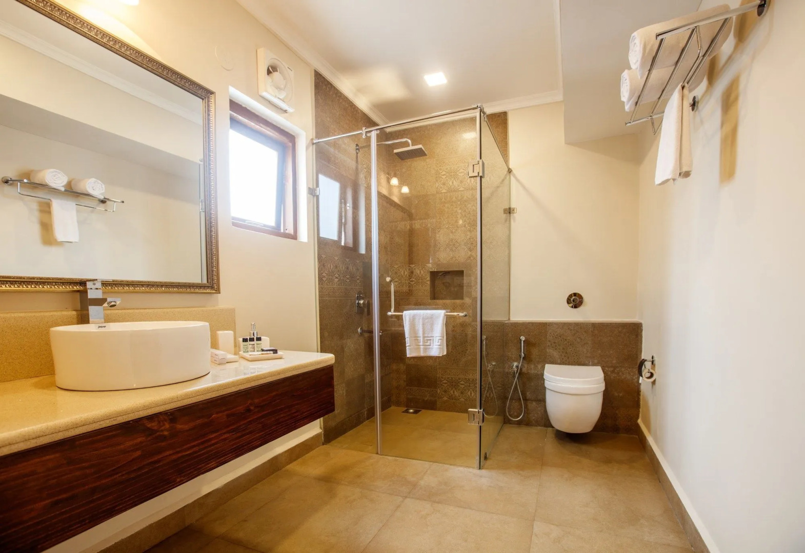 Aguada Anchorage - The Villa Resort