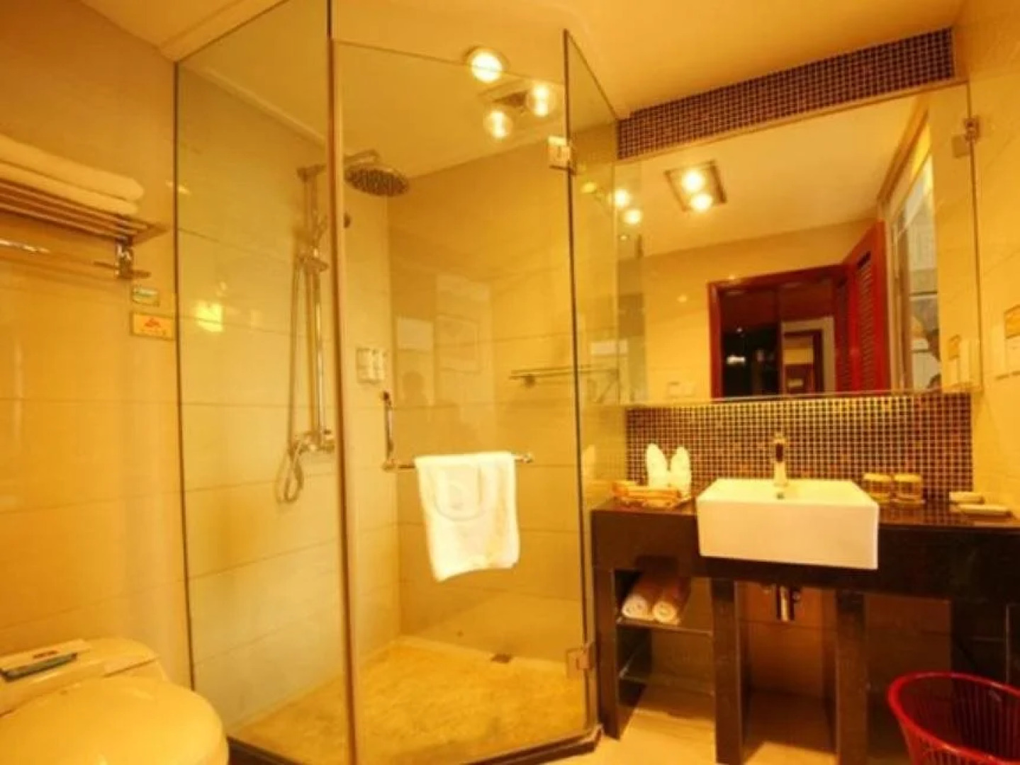 Golden Spring Hotel Lijiang