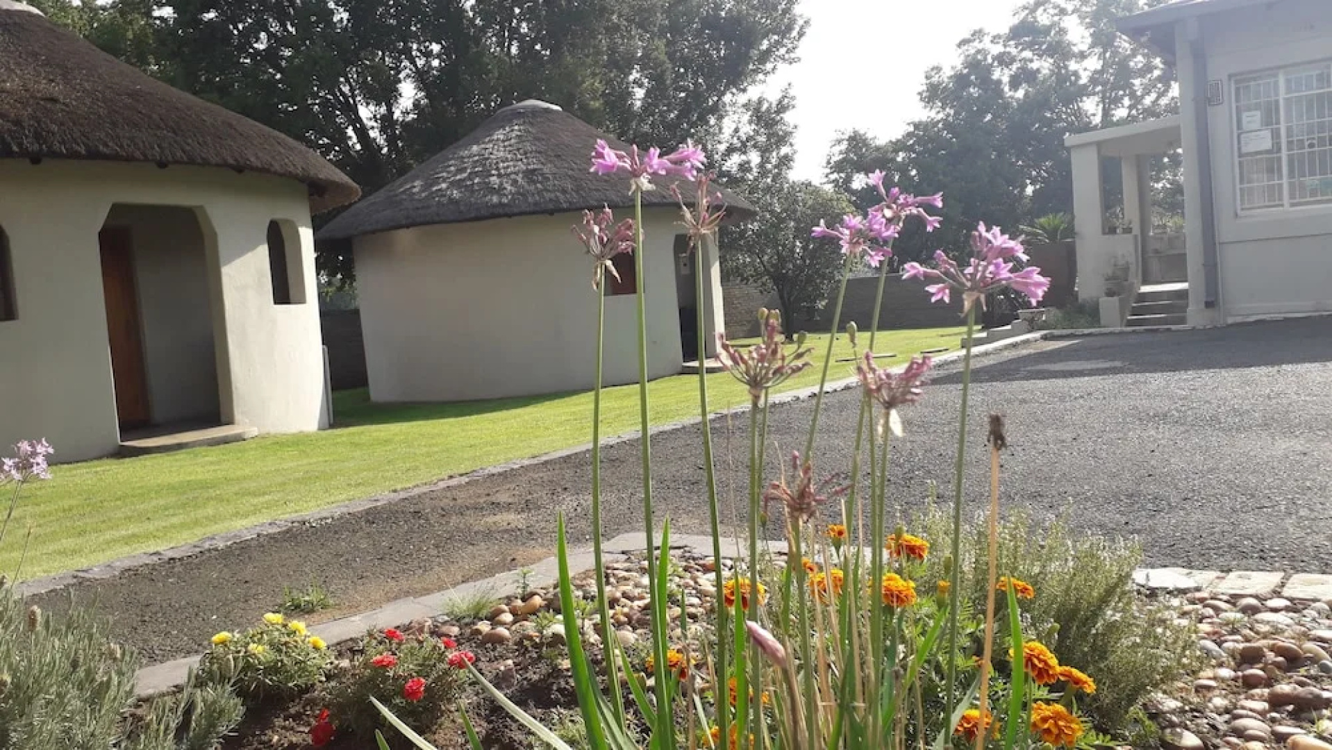 Lallapanzi Country Stay