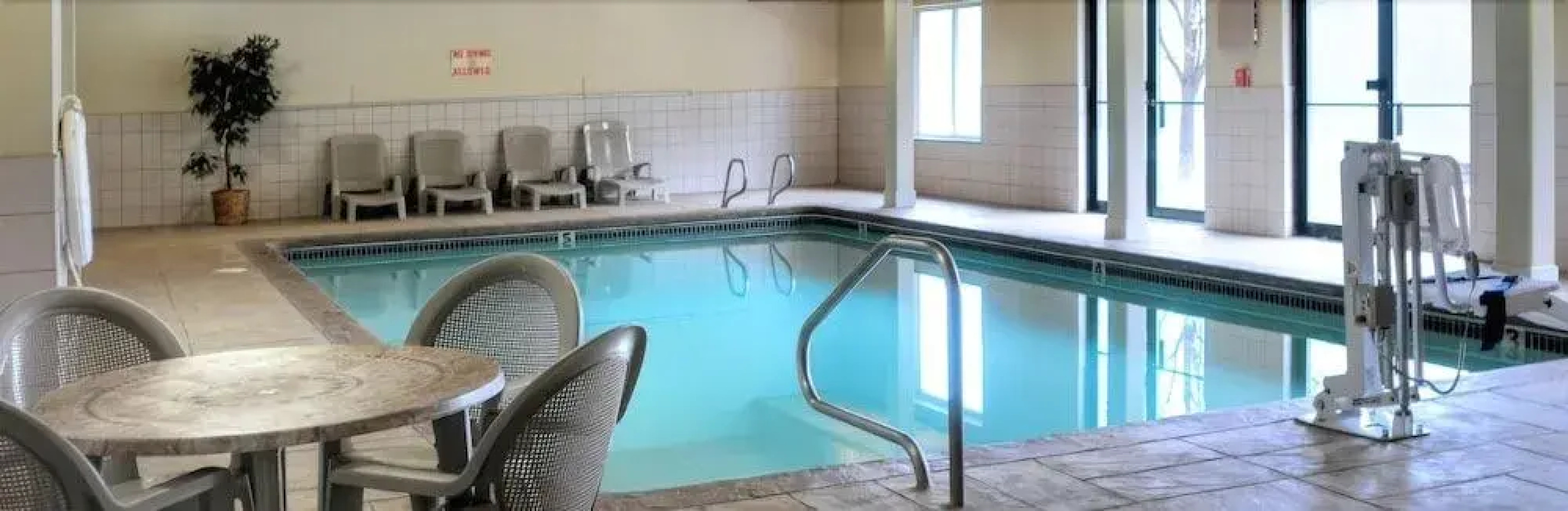 Hideaway Inn Mt.Sunapee