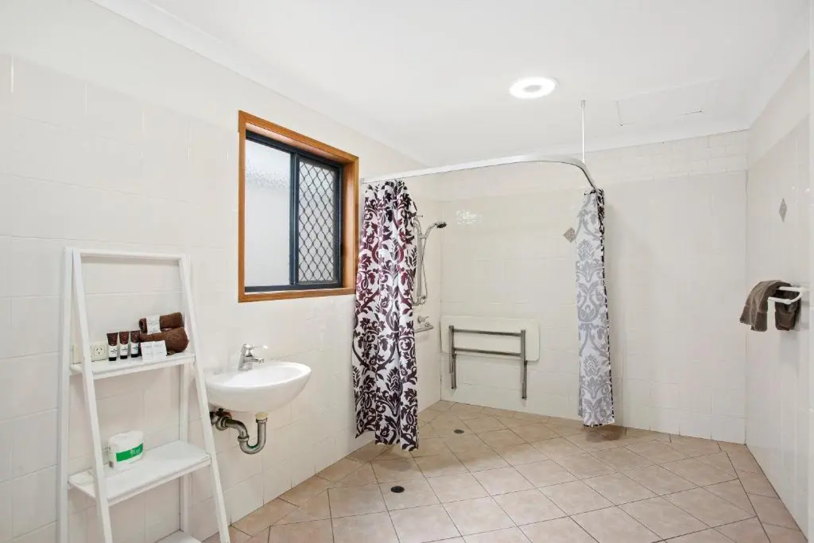 Clifford Gardens Motor Inn