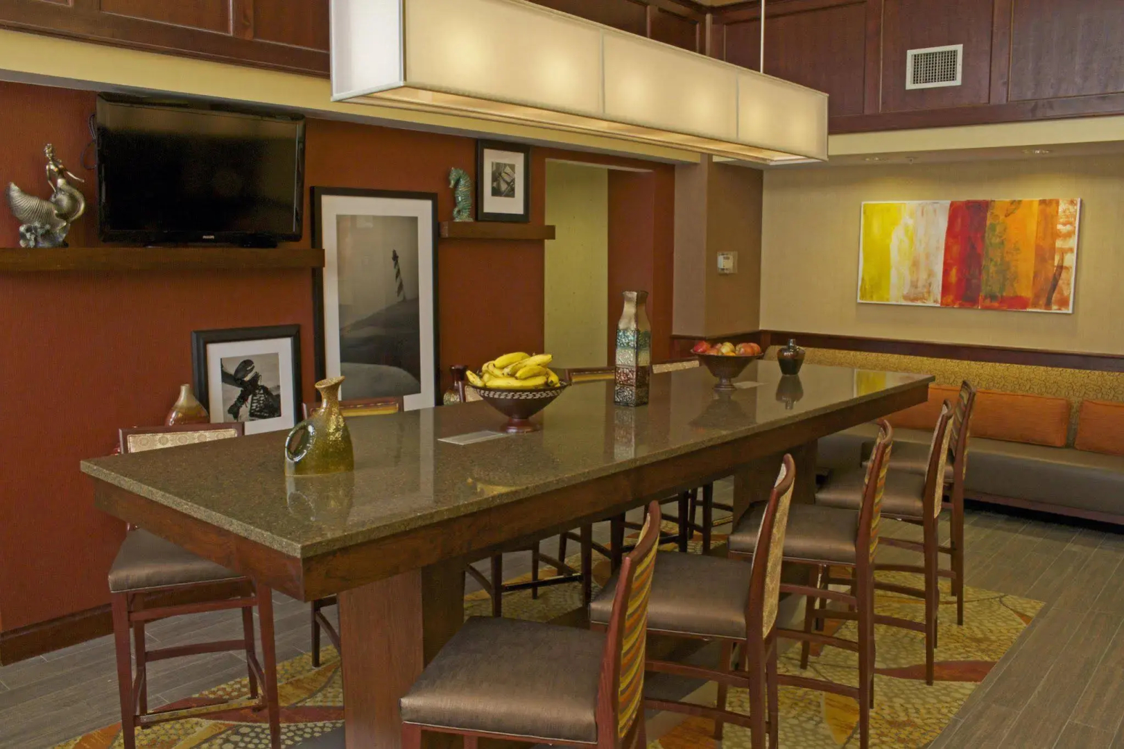 Hampton Inn & Suites Norfolk-Airport