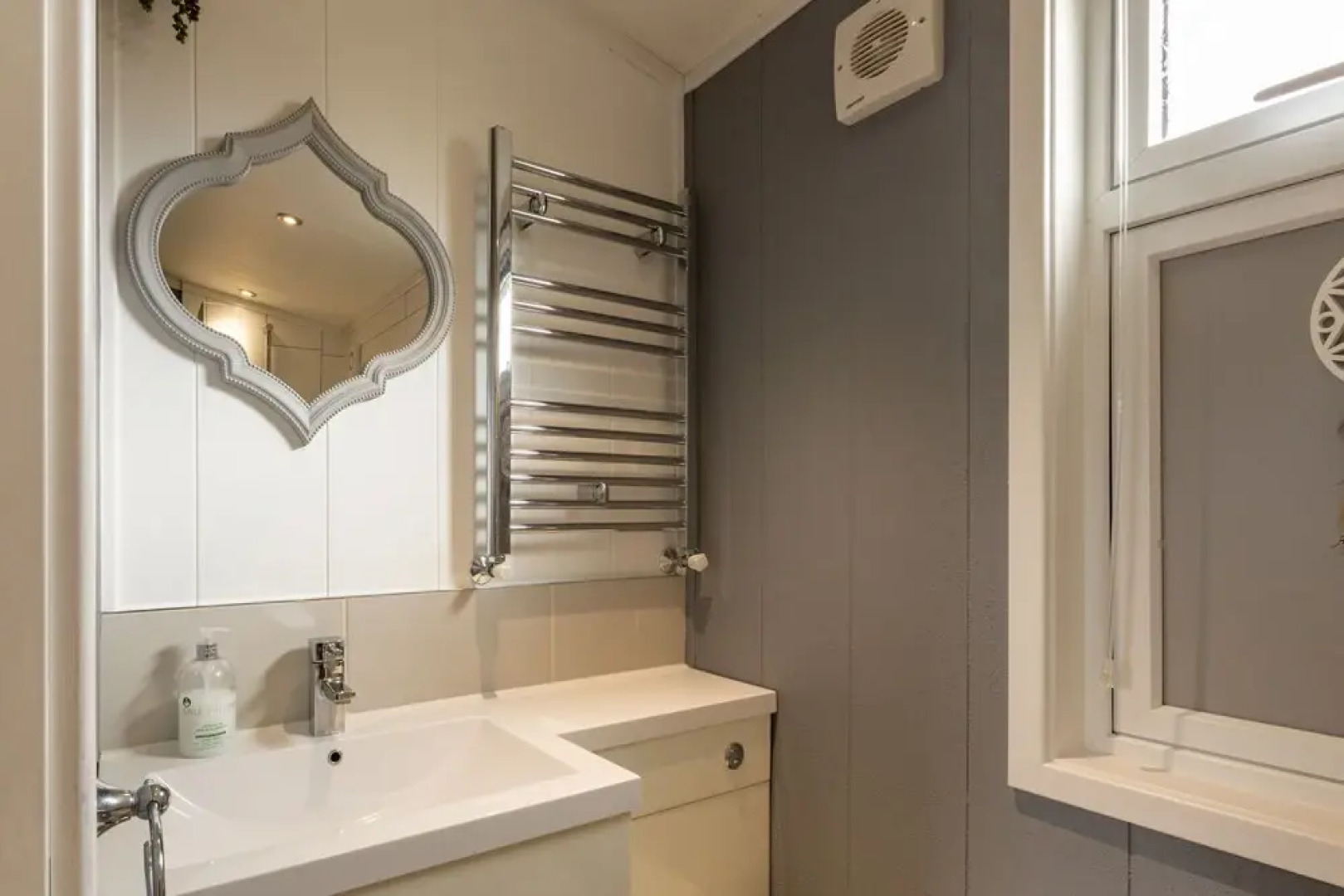 Inside No. 1 Retreat