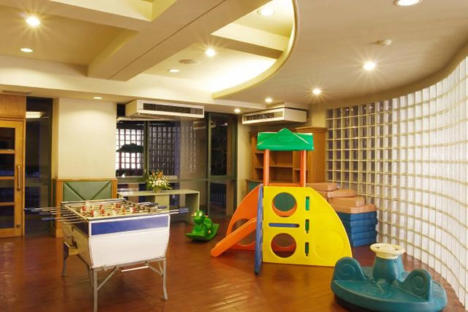 Lake View Resort & Golf Club