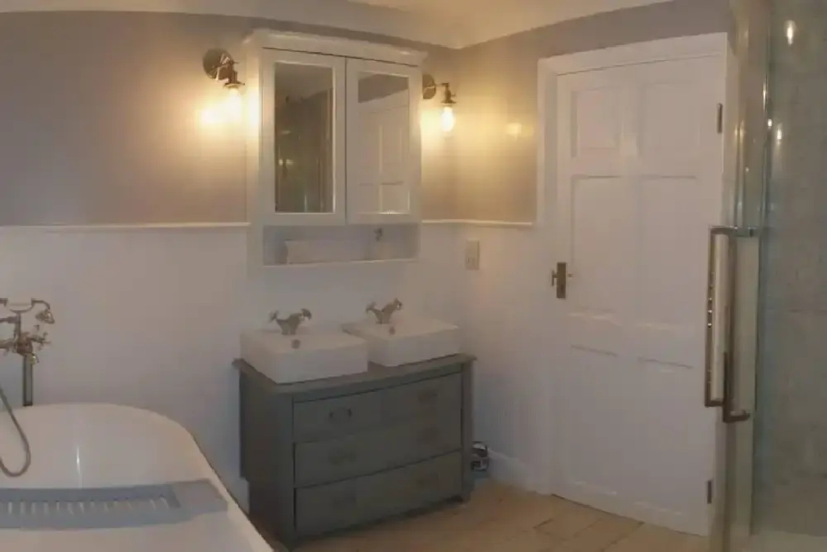 Spacious 2-bedroom Family Flat in Iver Heath