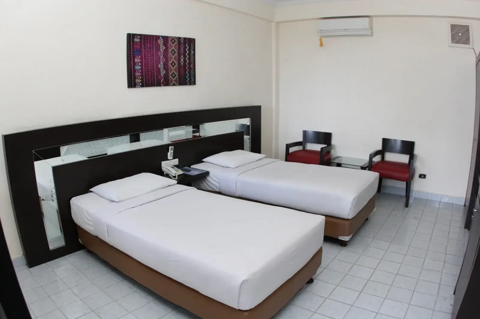 Danau Toba International Cottage