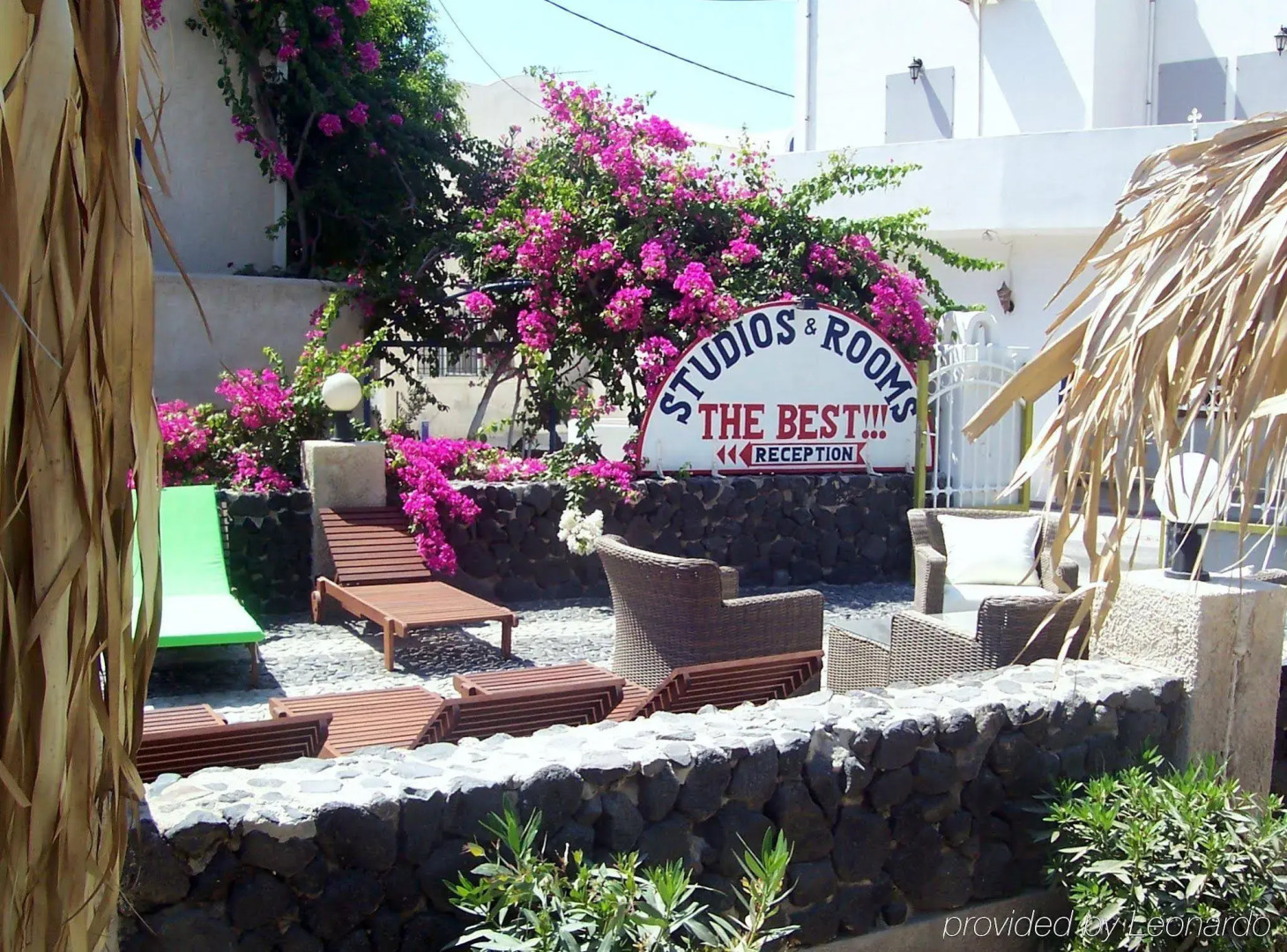 The Best Studios & Rooms