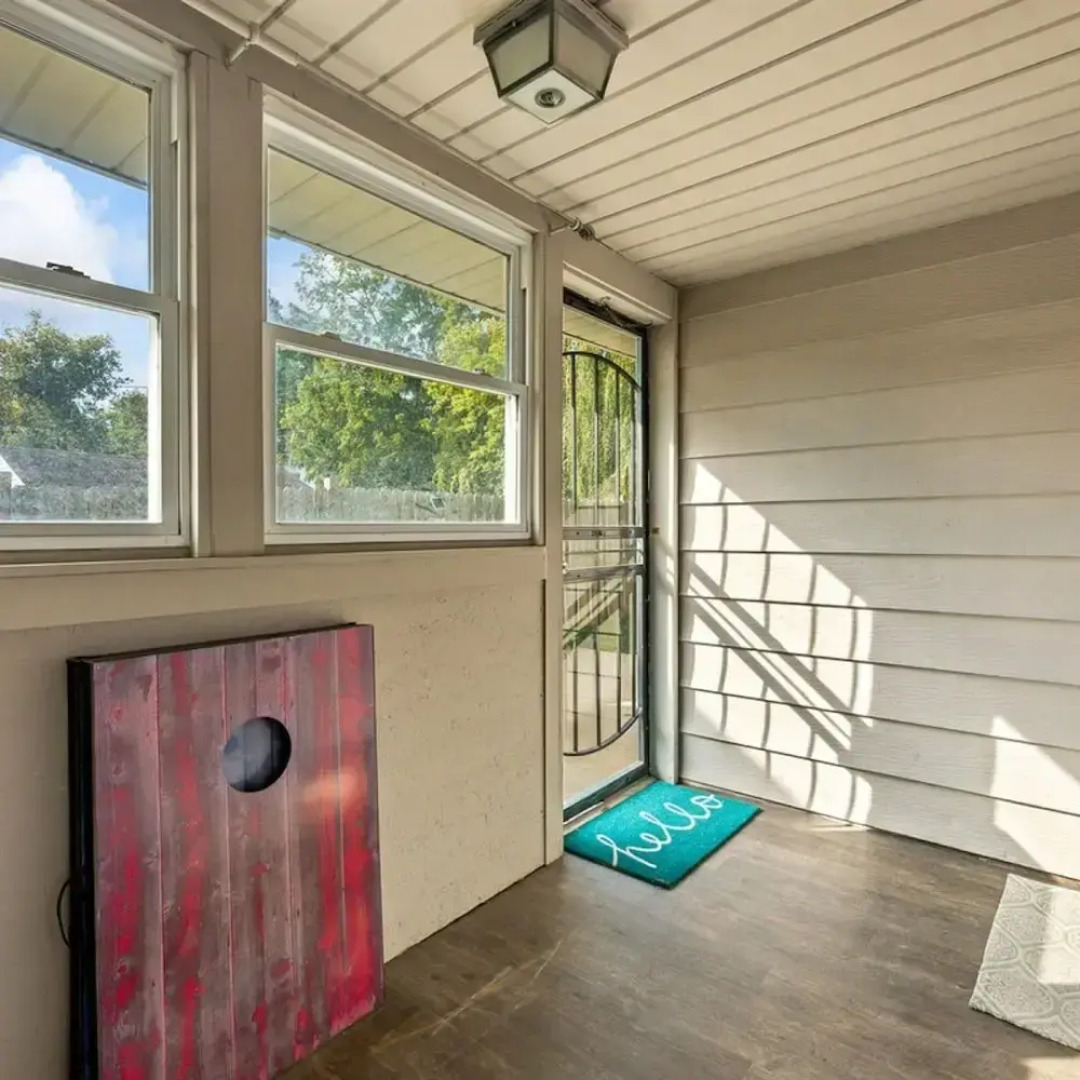 Brew City Game Room Fenced Yard Sleeps 13