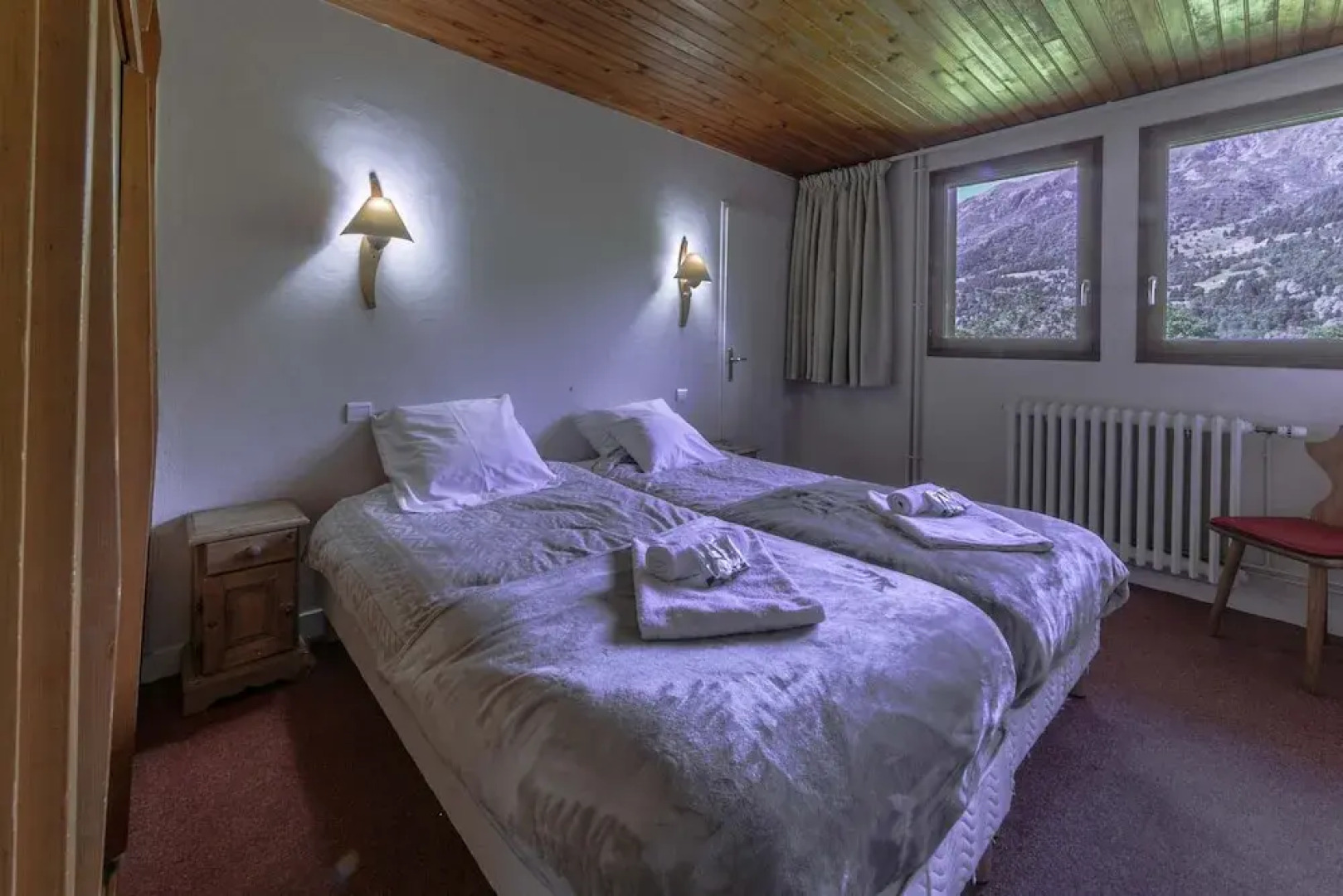 Authentic Chalet Méribel Village Close to the slopes