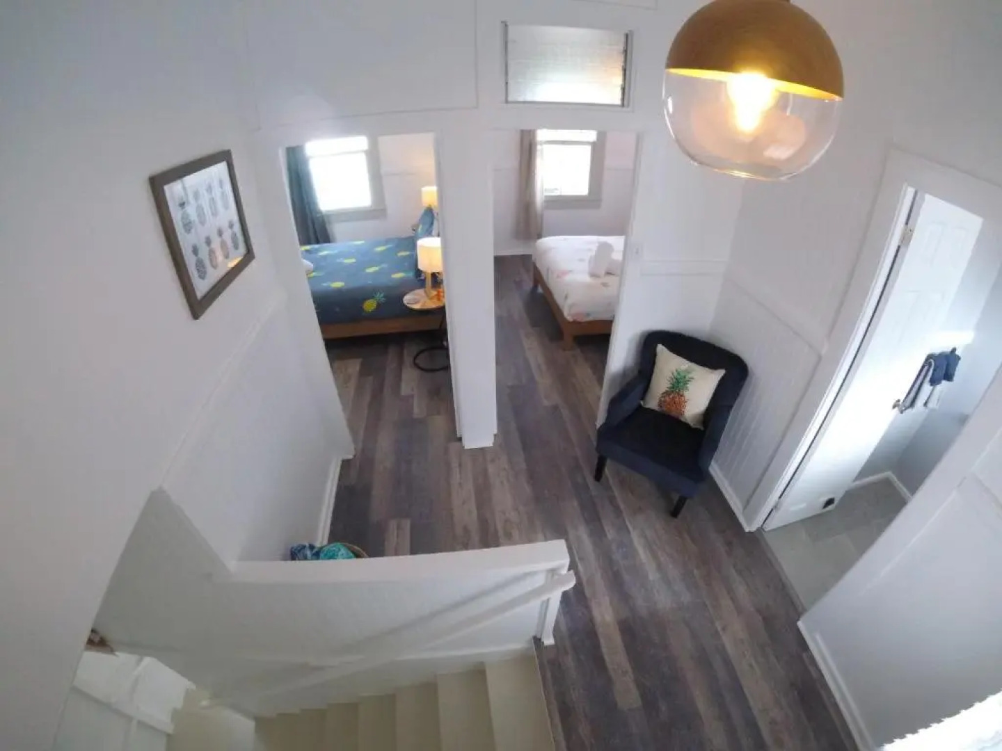 NEW - Pineapple Loft - Entire House Downtown Hilo with AC