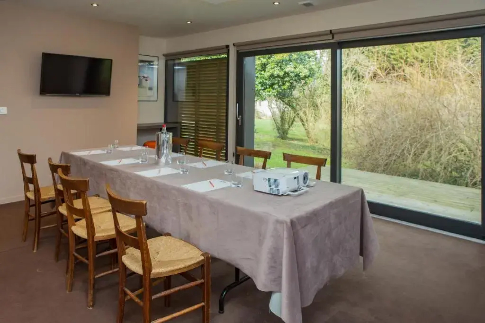 Le Petit Coq Aux Champs