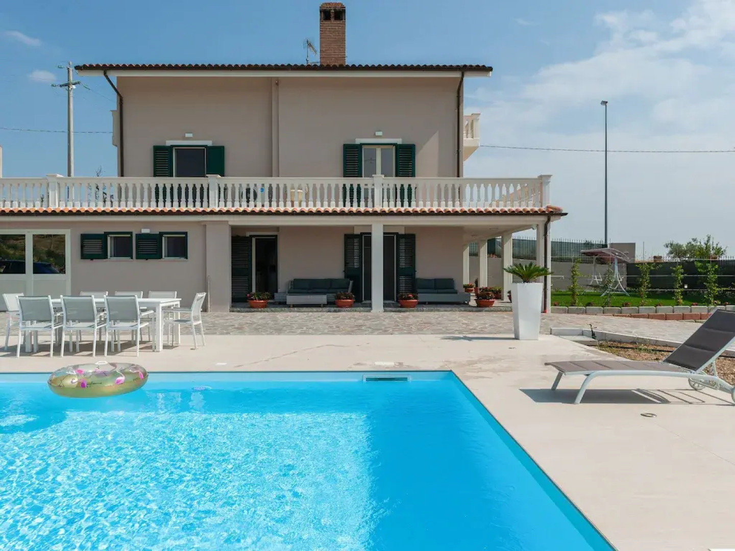 Inviting Villa in Pescara with a private swimming pool