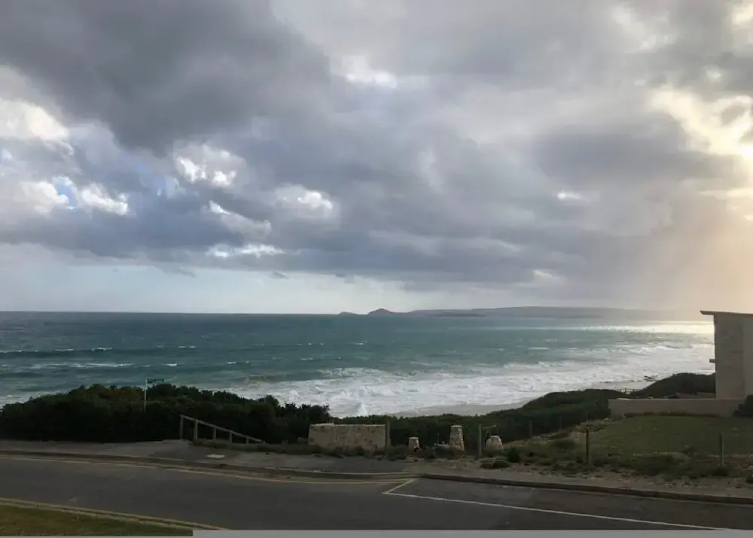 Southern Sands Beachfront Apartment