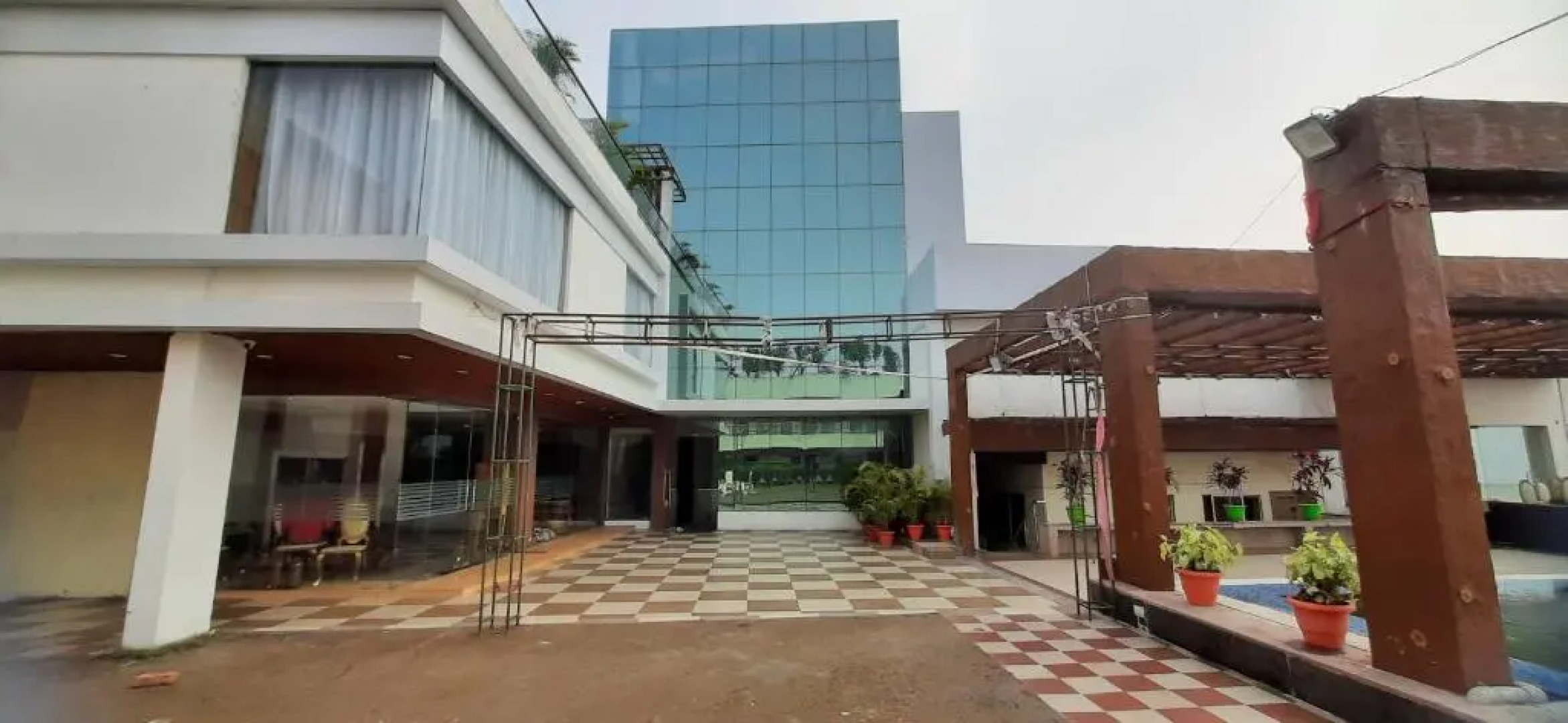 Click Resort Sparsh Bareilly