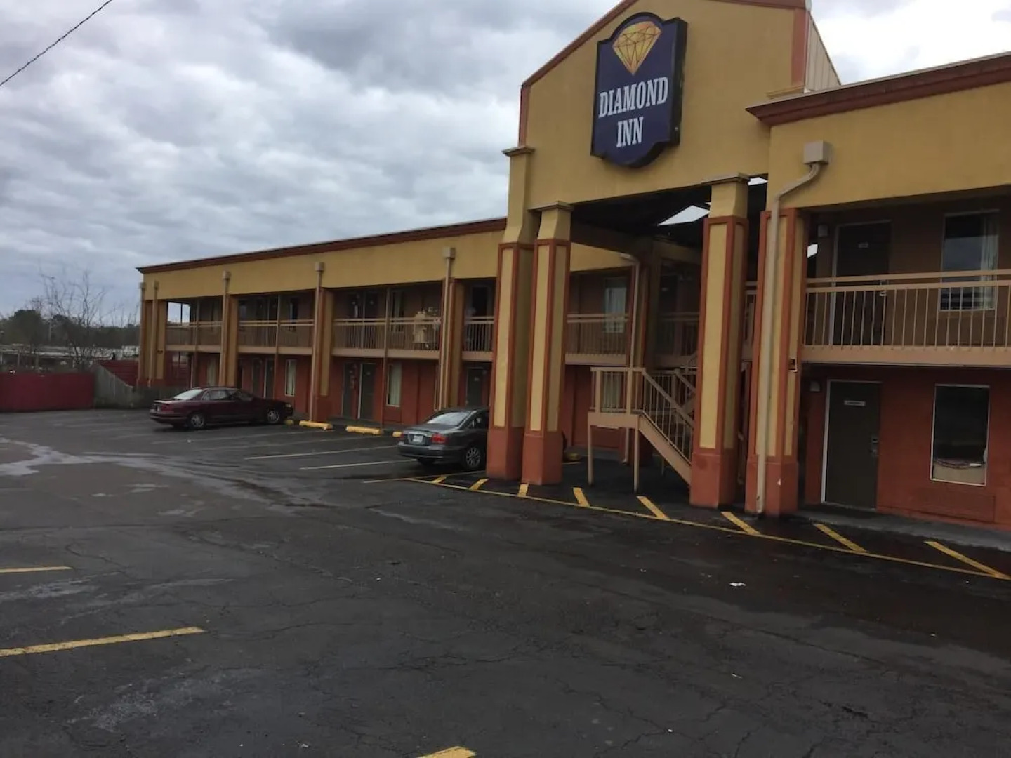 Super 8 - Jackson Central