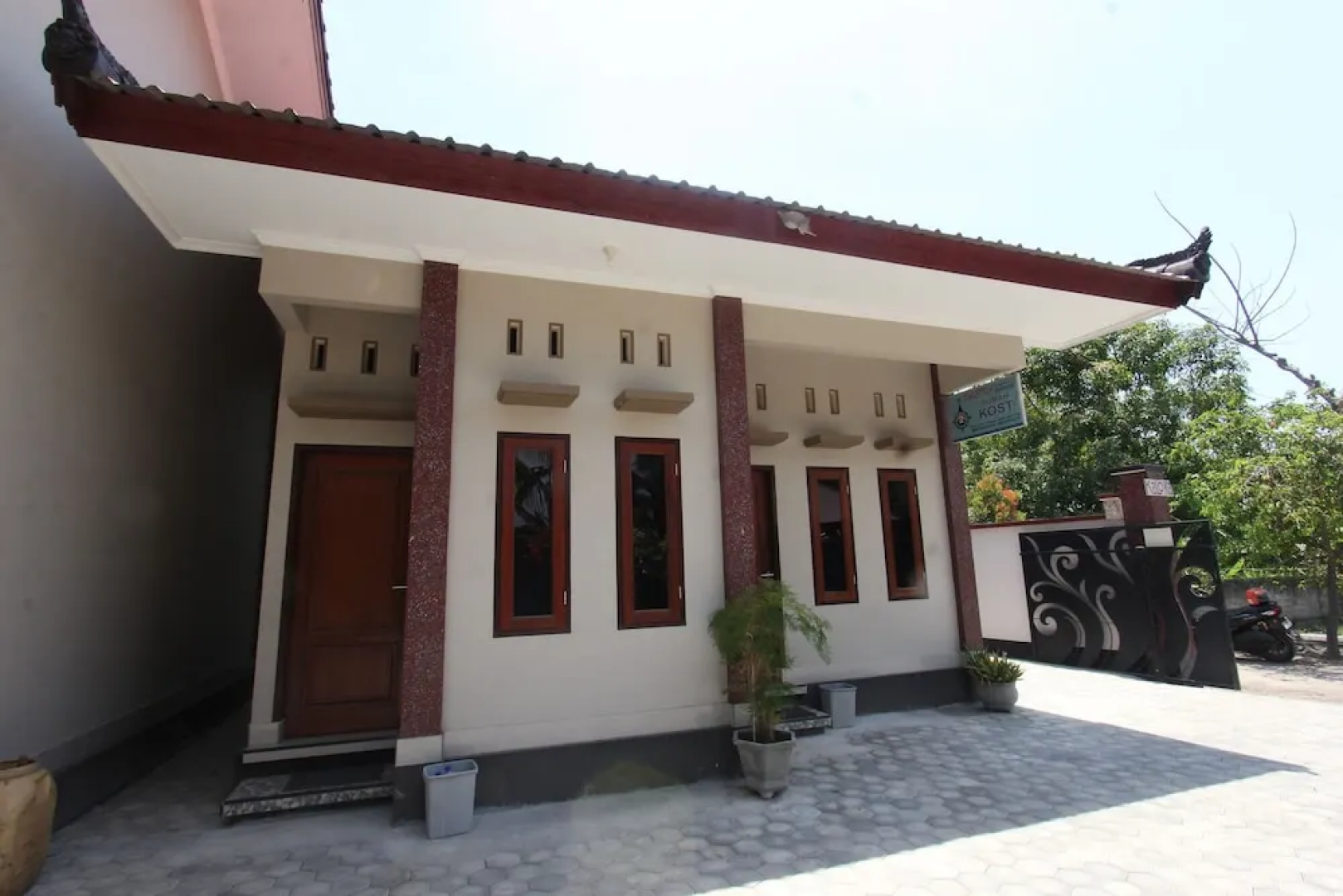 OYO Life 93157 Kos Kaloka