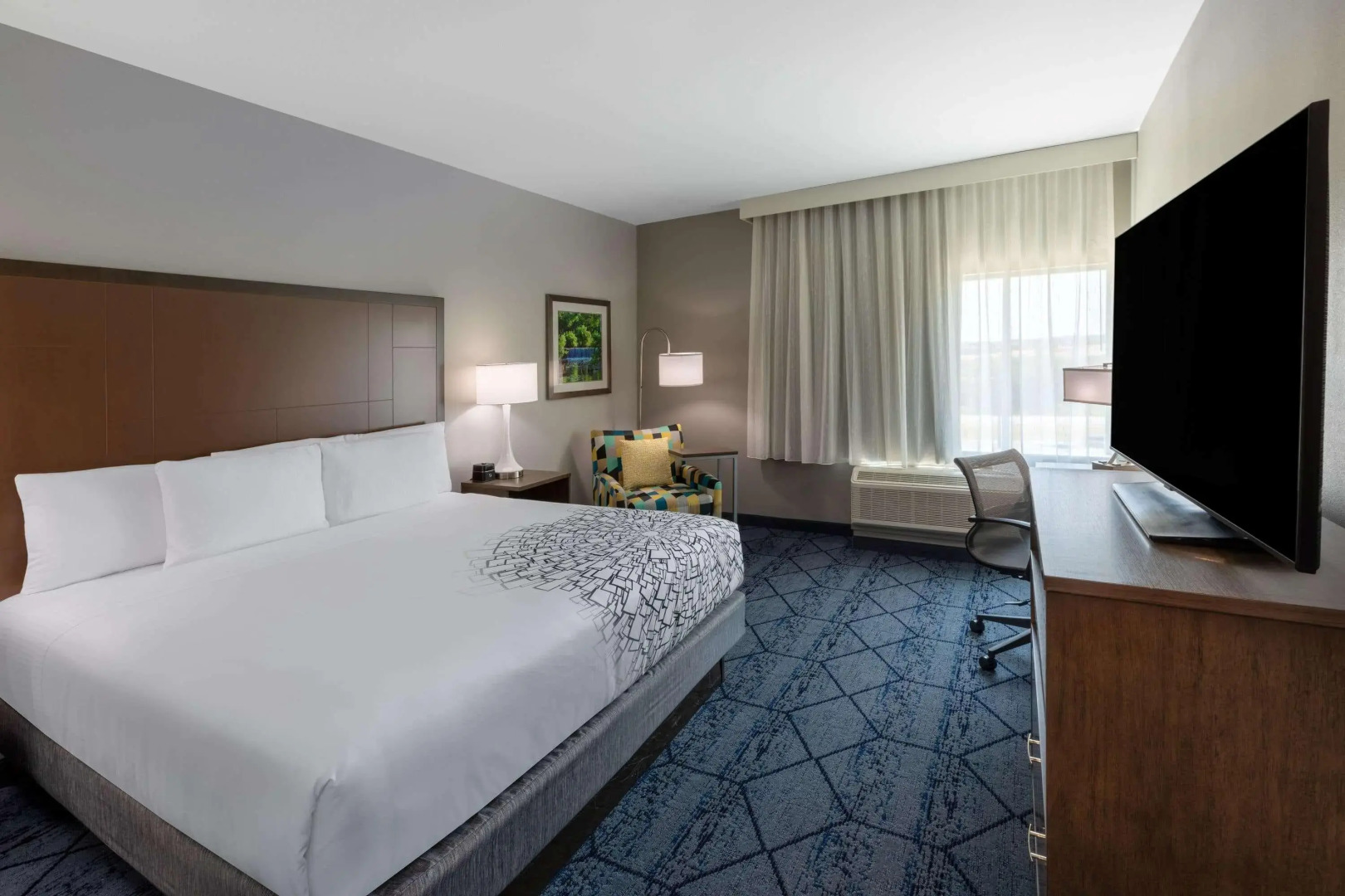 La Quinta Inn & Suites by Wyndham Round Rock East