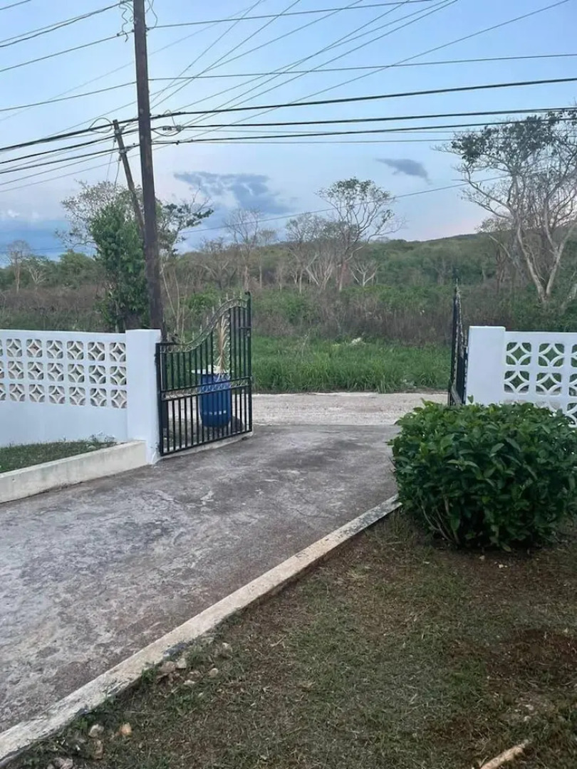 Stunning 3-bed House in Falmouth