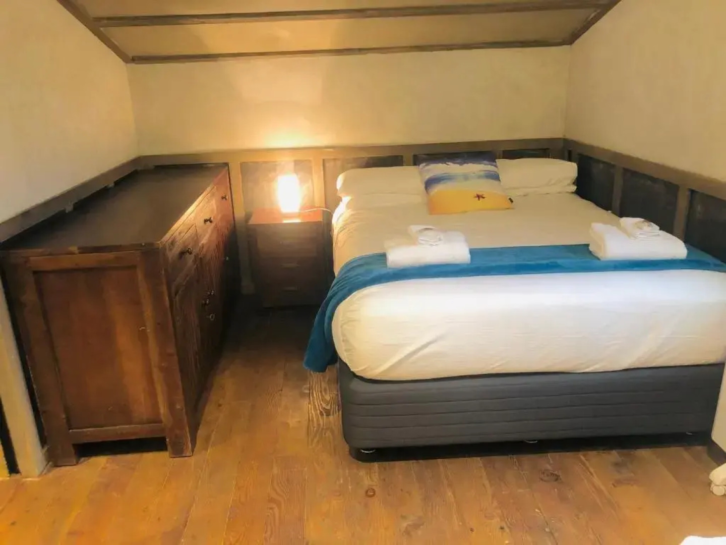 Woodside Bay Chalets