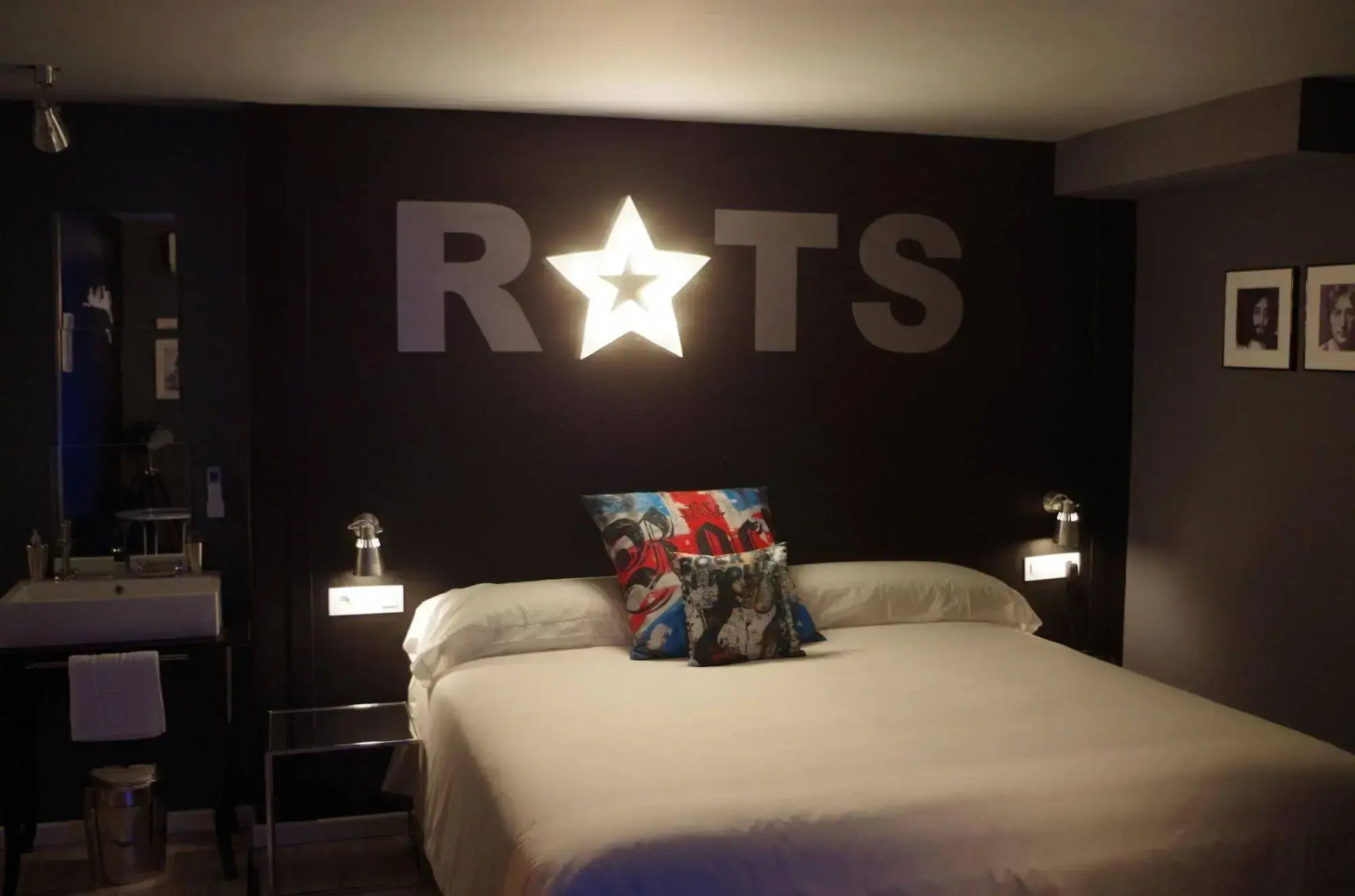 Hotel Apartamentos Rock Star