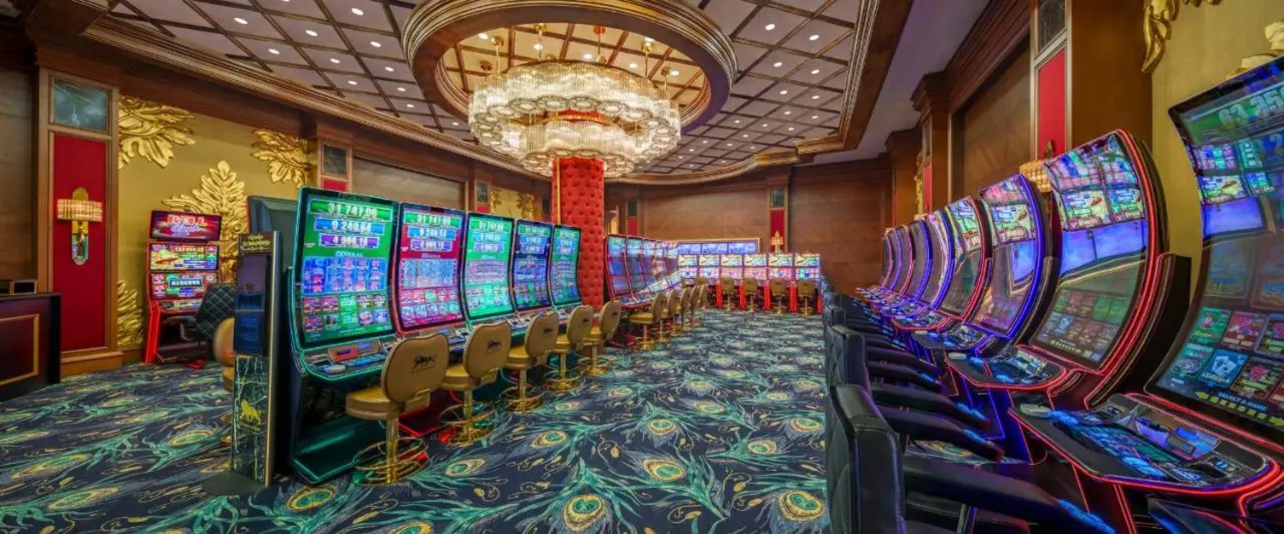 Les Ambassadeurs Marina Hotel & Casino