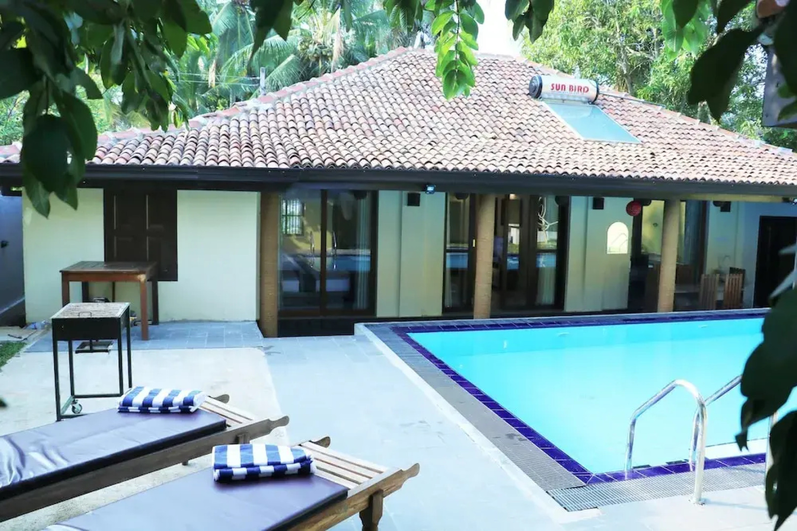 Yoho Villa Lucky Seven