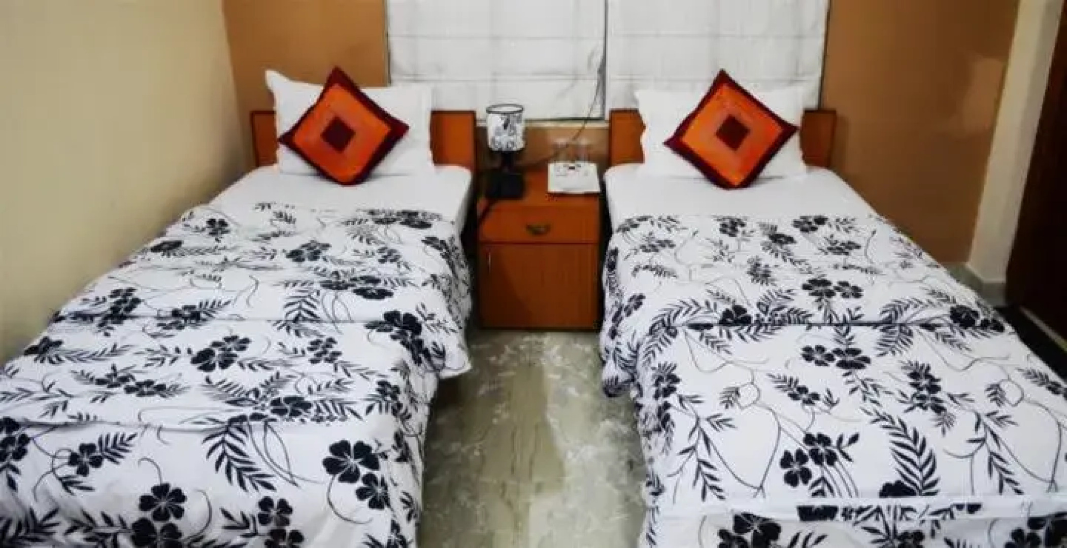 R S Corporate Guest House