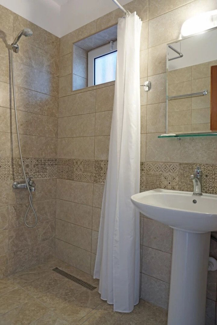 Elisabeth Apartments